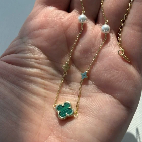 Pearl Clover Necklace Sterling Silver 925 Gold plated - Picture 12 of 12